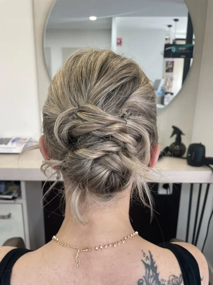 Shampoing et brushing à Pontorson